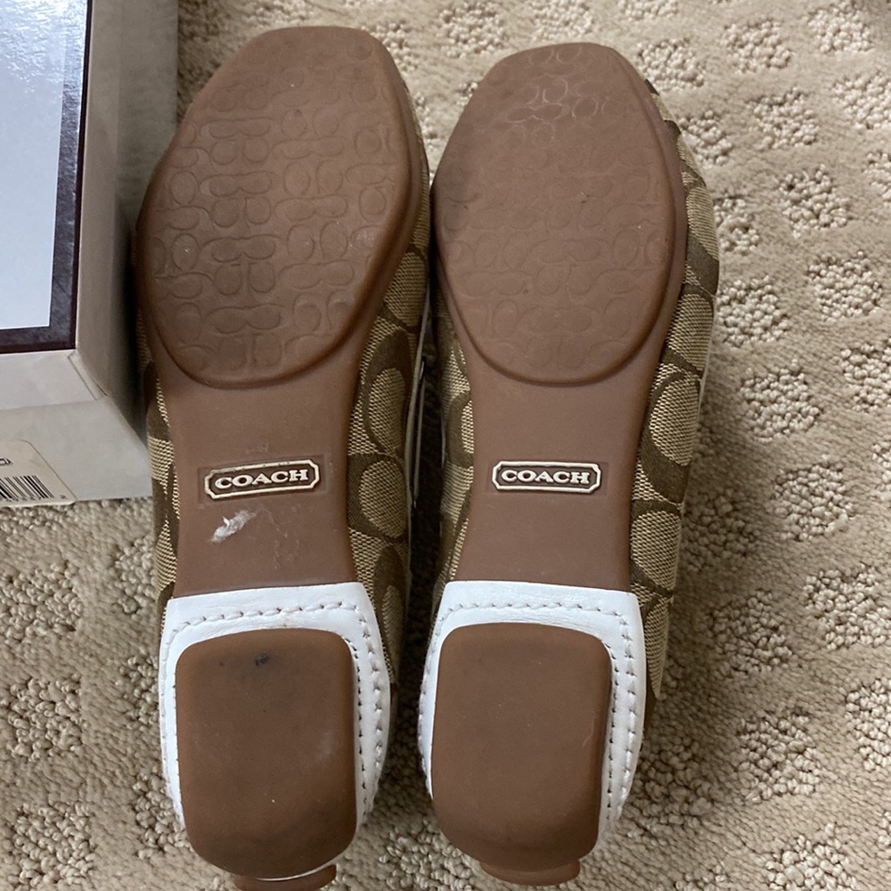Coach size 6 driver loafer - Picture 2 of 5
